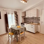 L'angolo In Centro Гостевой дом 3*
